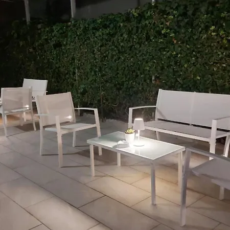 住宿加早餐酒店 Ninfa 阿尔巴·阿德里亚蒂卡