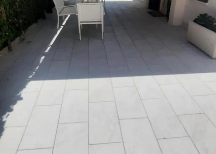 ベッド・アンド・ブレックファスト Ninfa 3*